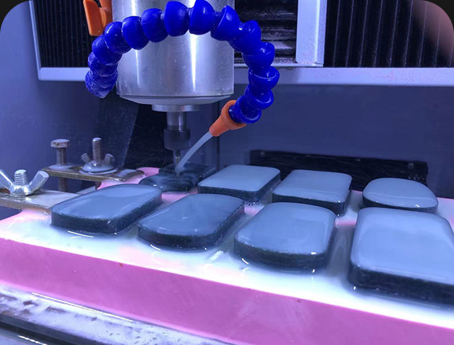 山西有享刻玉石雕刻機(jī)生產(chǎn)廠家嗎_圖片