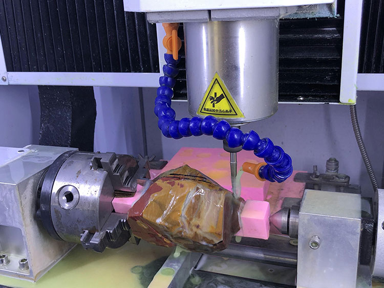 立體玉石精雕刻機(jī)