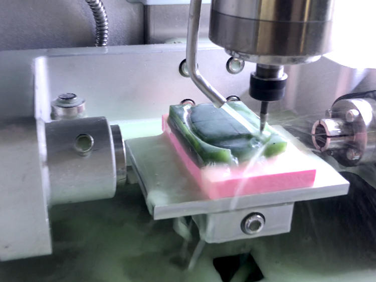 全自動(dòng)玉石雕刻機(jī)