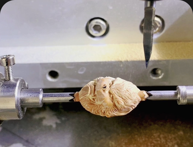 雕刻珠子用什么機(jī)器_享刻YD22圓雕玉石雕刻機(jī)