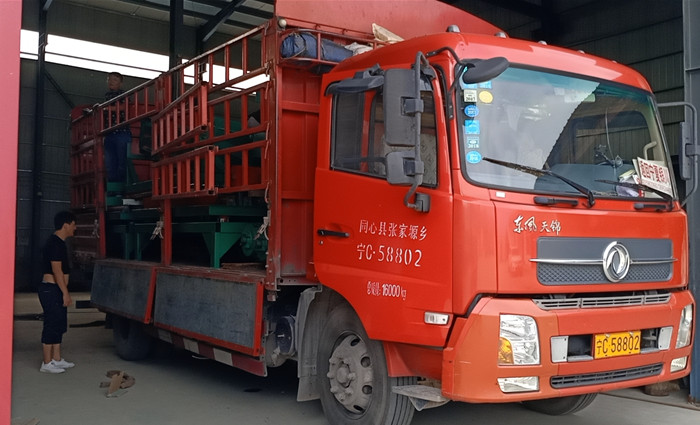 斜拉式預(yù)制構(gòu)件生產(chǎn)線裝車(chē)